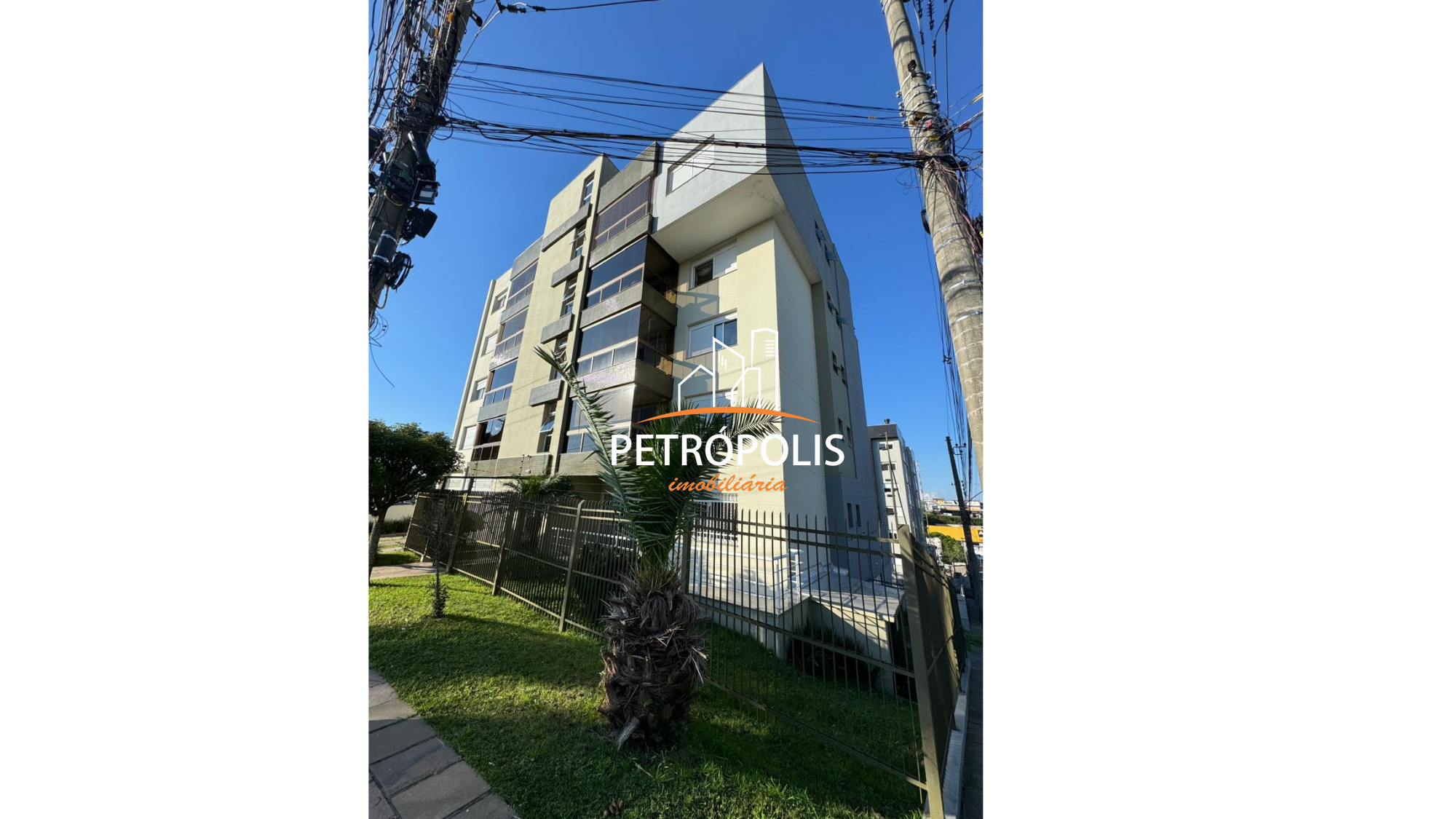 Apartamento à venda com 3 quartos, 142m² - Foto 1