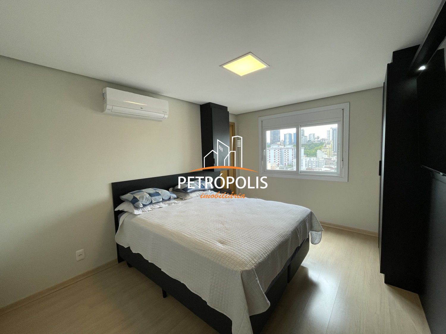 Apartamento à venda com 1 quarto, 57m² - Foto 13