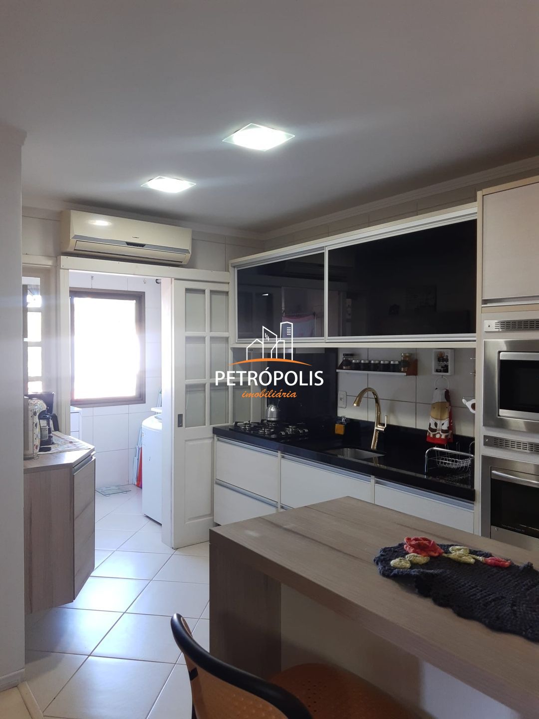 Apartamento à venda com 2 quartos, 79m² - Foto 6