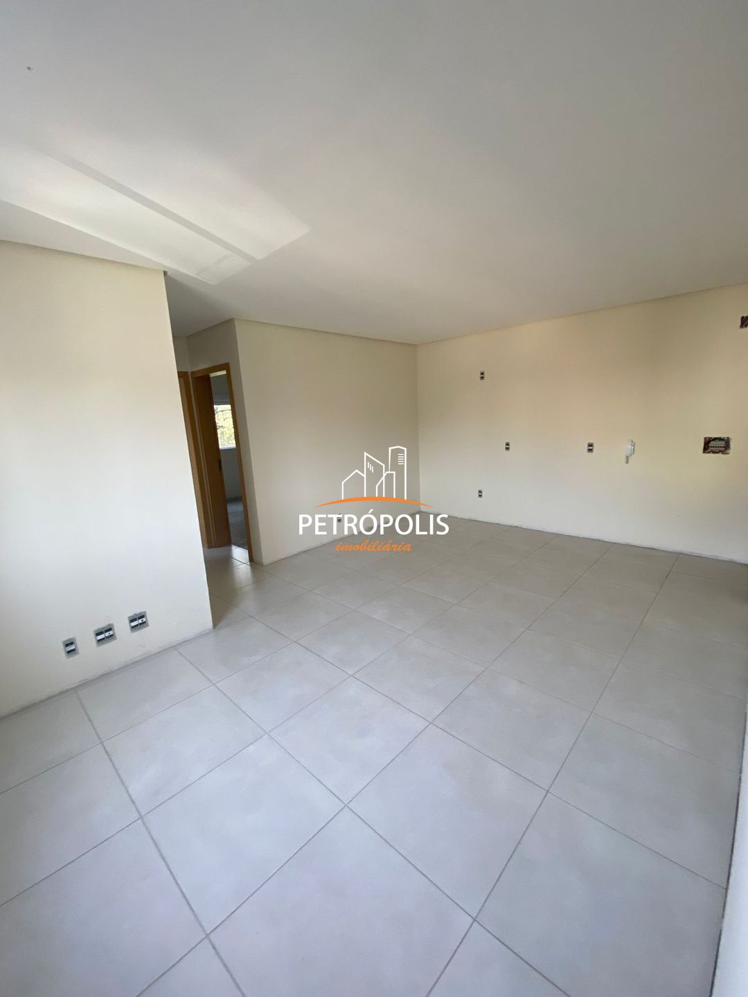 Apartamento à venda com 2 quartos, 55m² - Foto 11