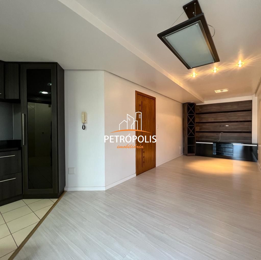 Apartamento à venda com 2 quartos, 68m² - Foto 13