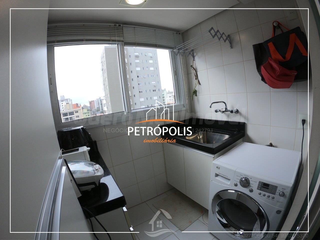 Apartamento à venda com 2 quartos, 82m² - Foto 4