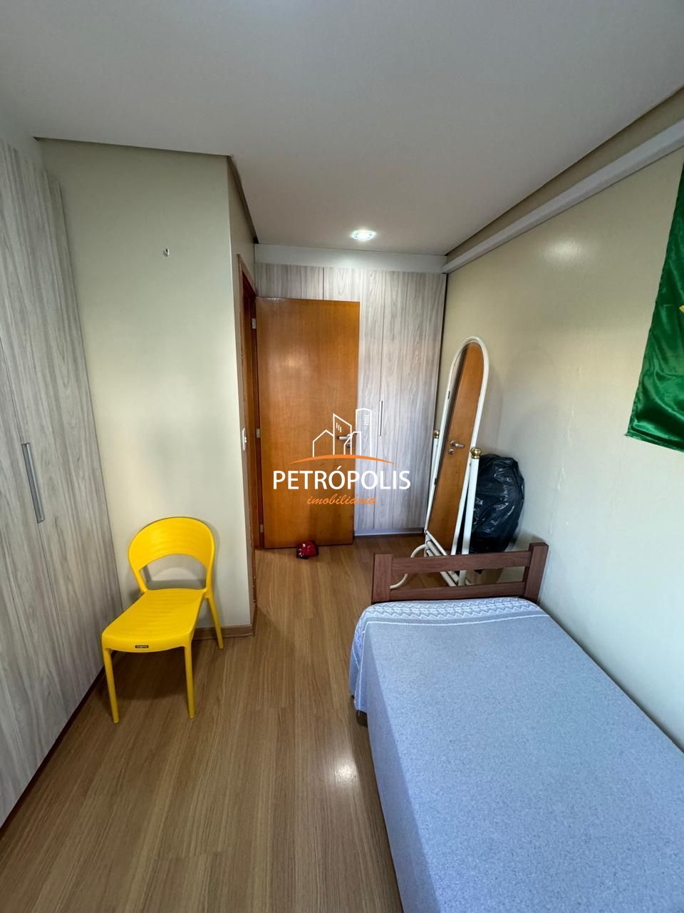 Apartamento à venda com 3 quartos, 142m² - Foto 8