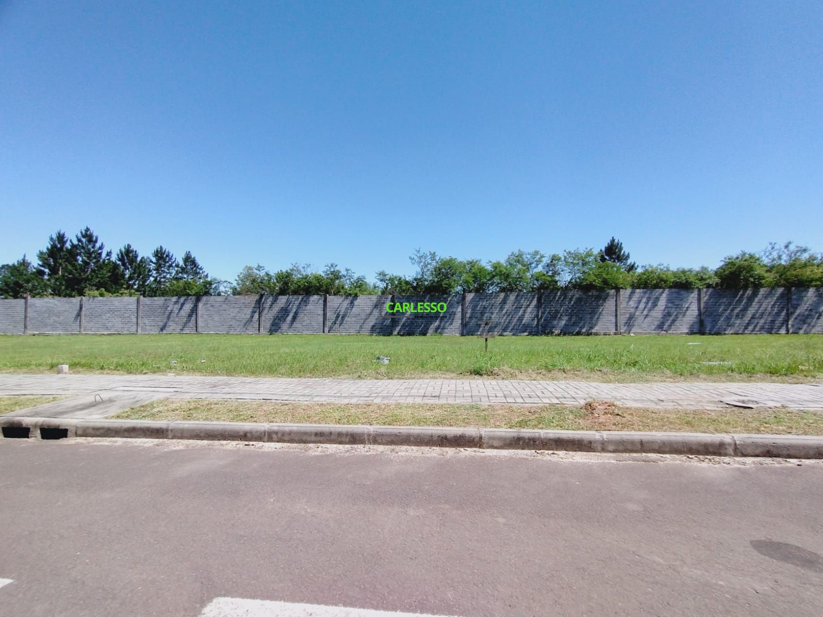 Terreno/Lote à venda  no Camobi - Santa Maria, RS. Imóveis