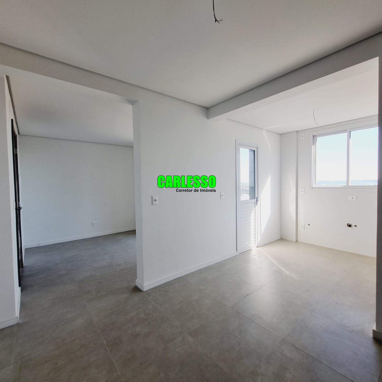 Apartamento à venda com 2 quartos, 70m² - Foto 3