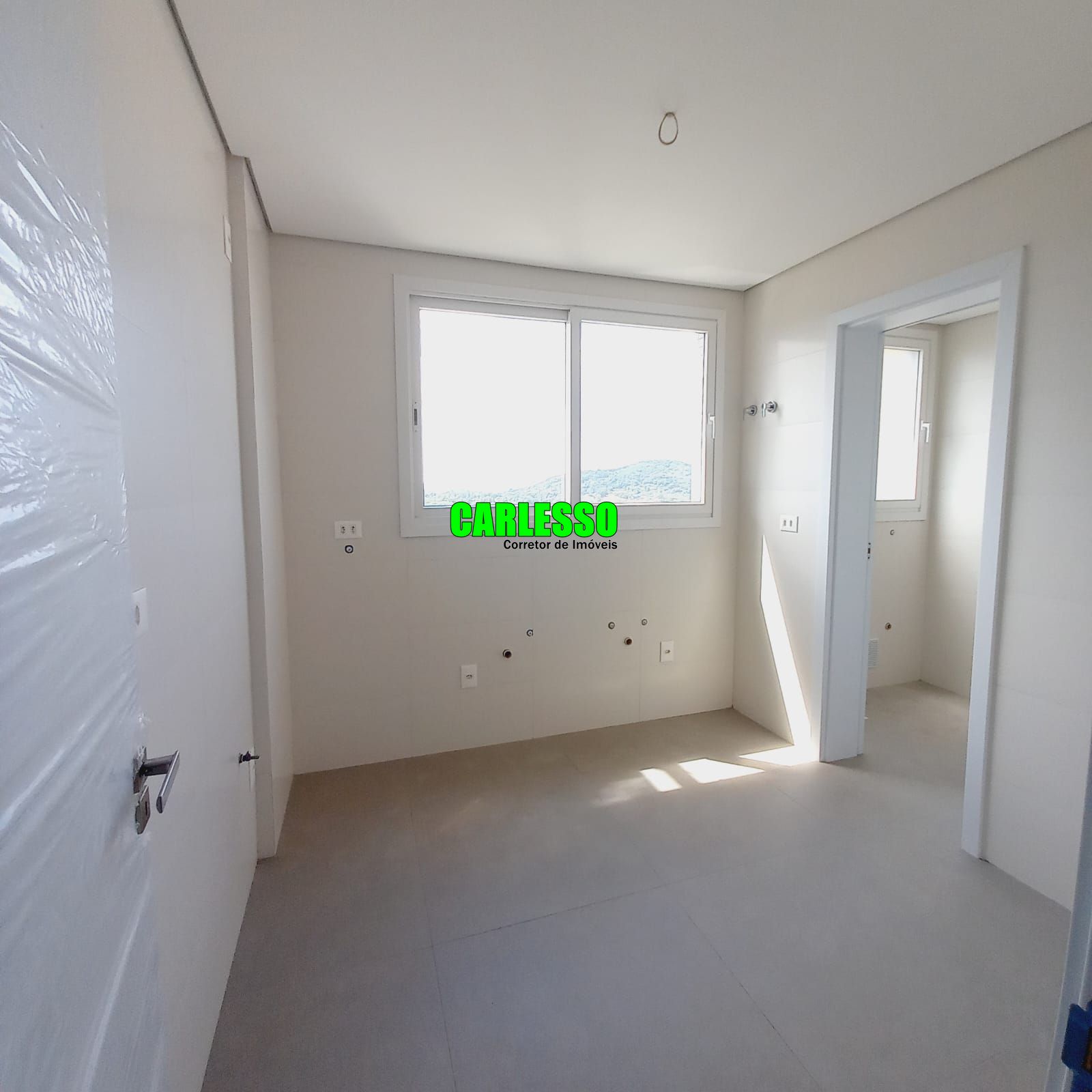 Apartamento à venda com 3 quartos, 121m² - Foto 7