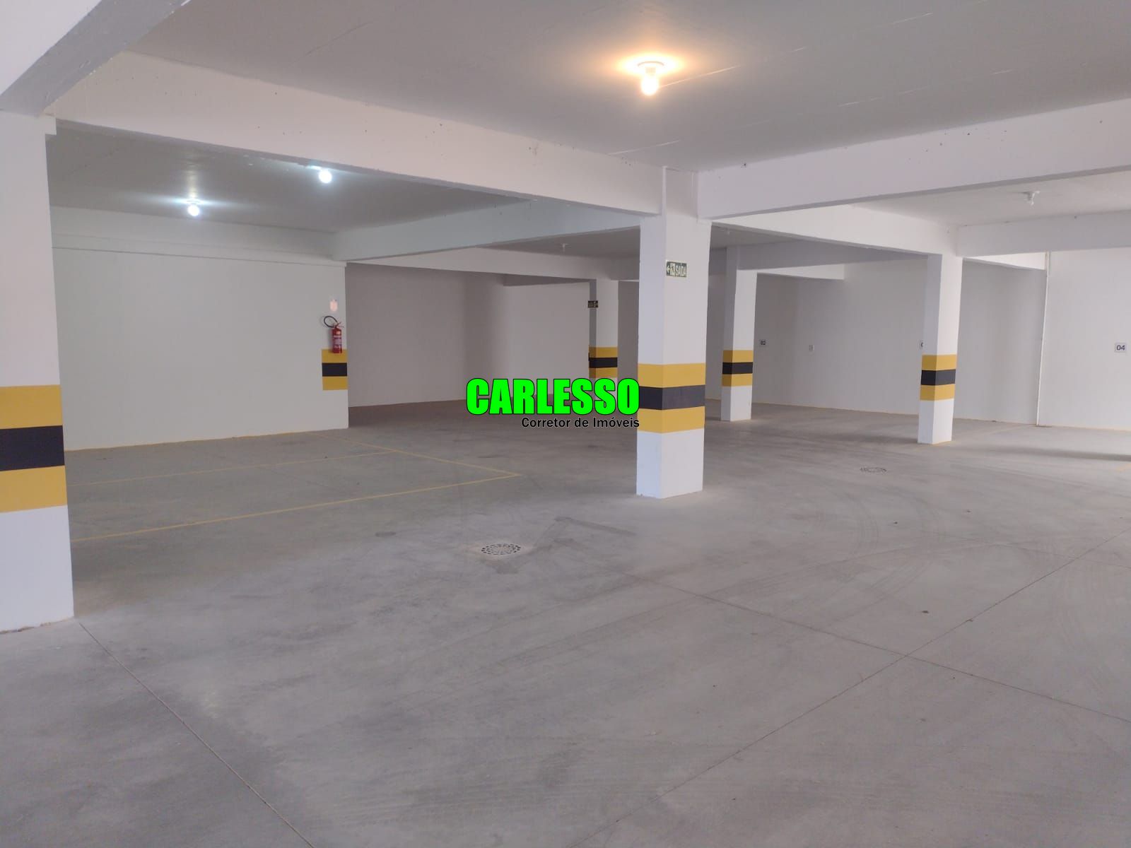 Apartamento à venda com 2 quartos, 77m² - Foto 13