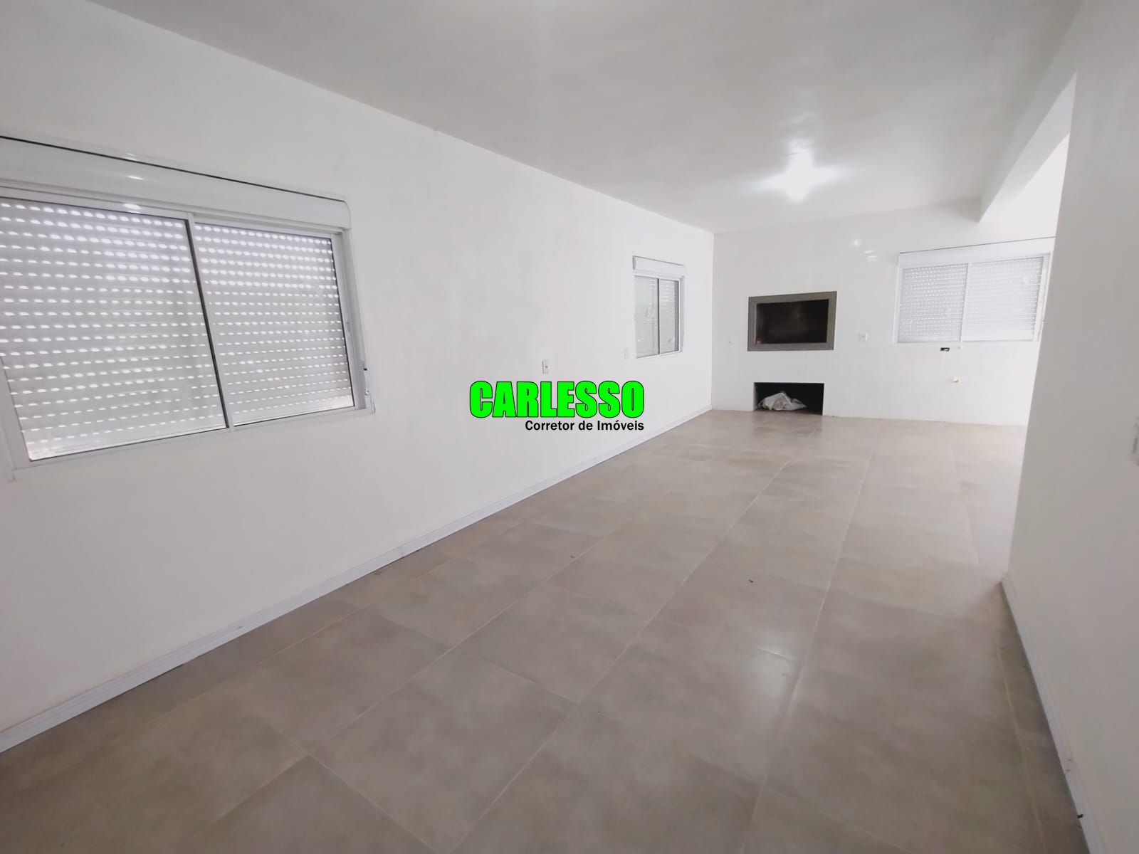 Casa à venda com 2 quartos, 80m² - Foto 11