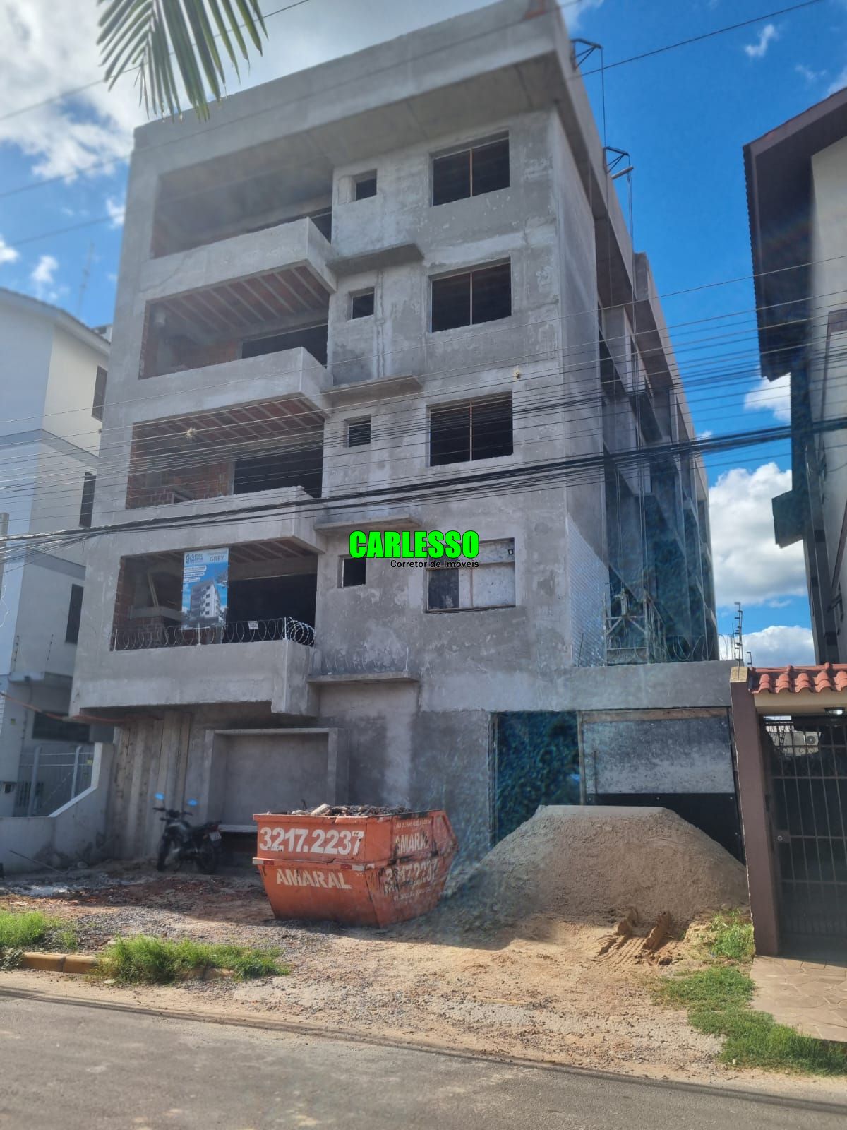 Apartamento à venda  no Camobi - Santa Maria, RS. Imóveis