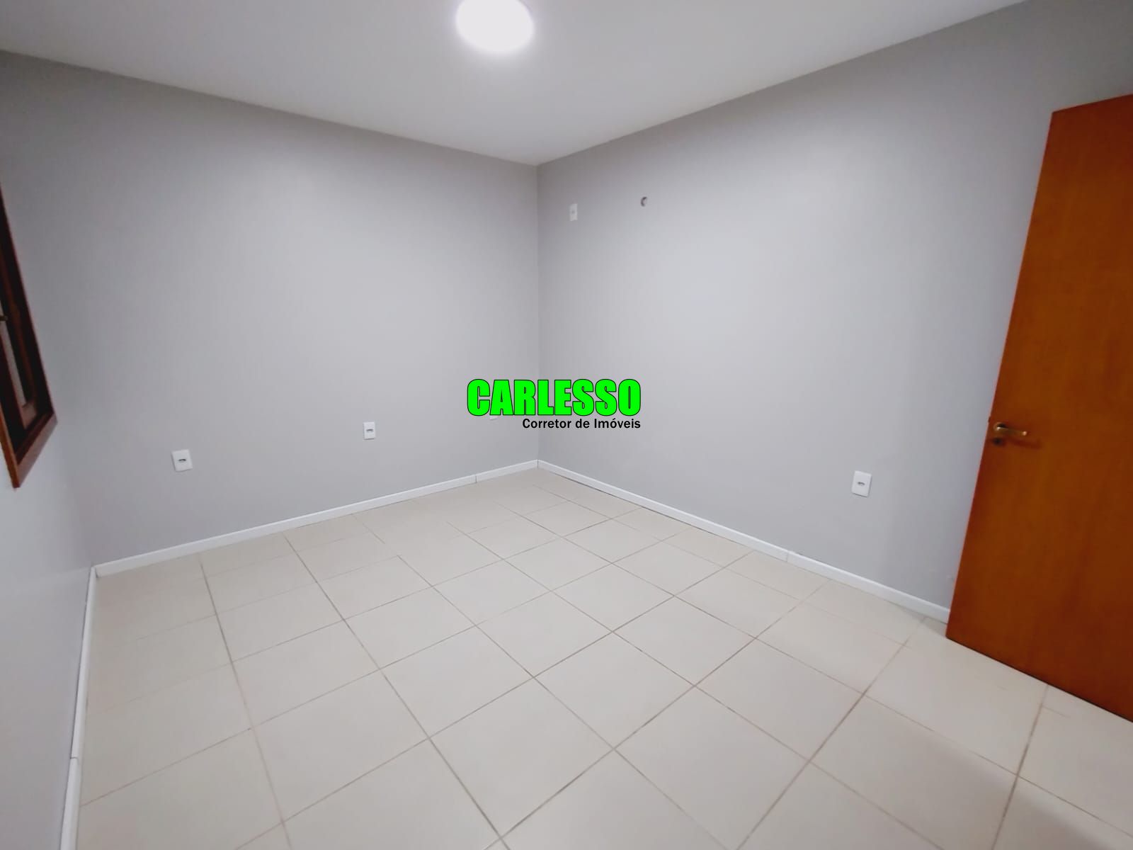 Casa à venda com 2 quartos, 48m² - Foto 13