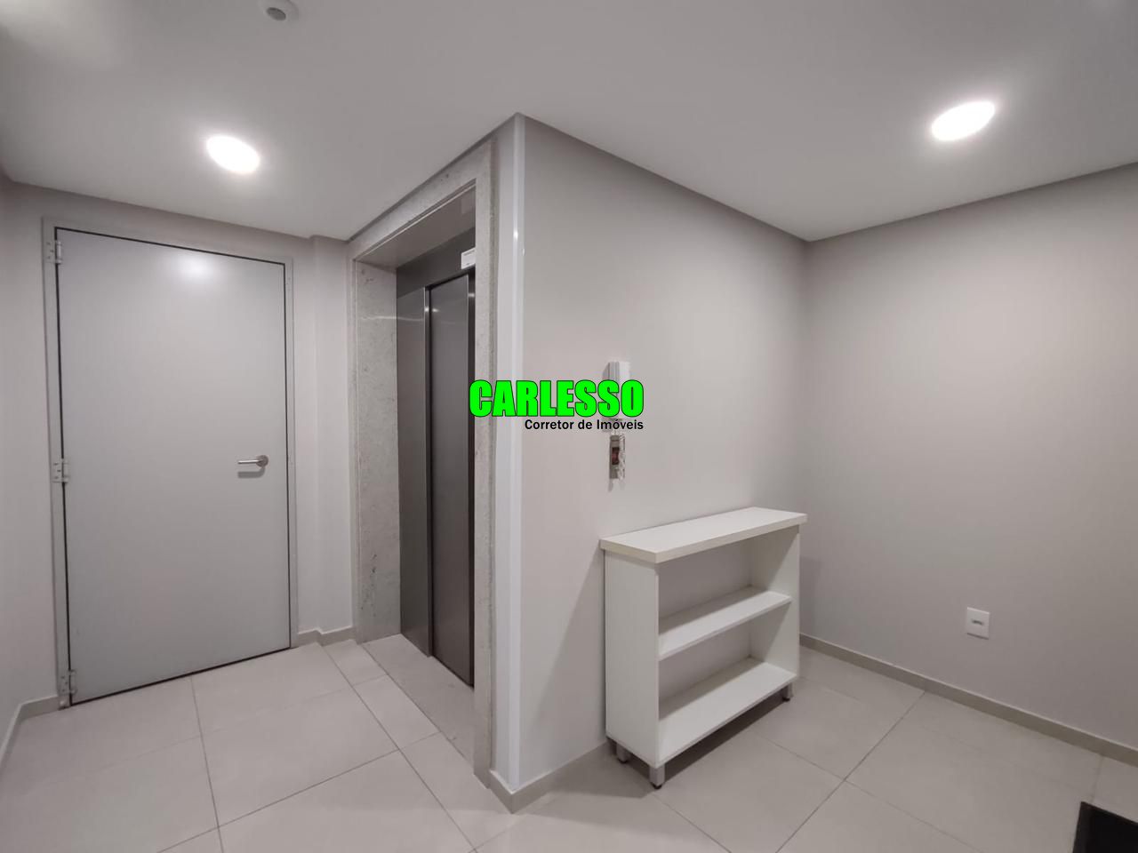 Apartamento à venda com 2 quartos, 66m² - Foto 3