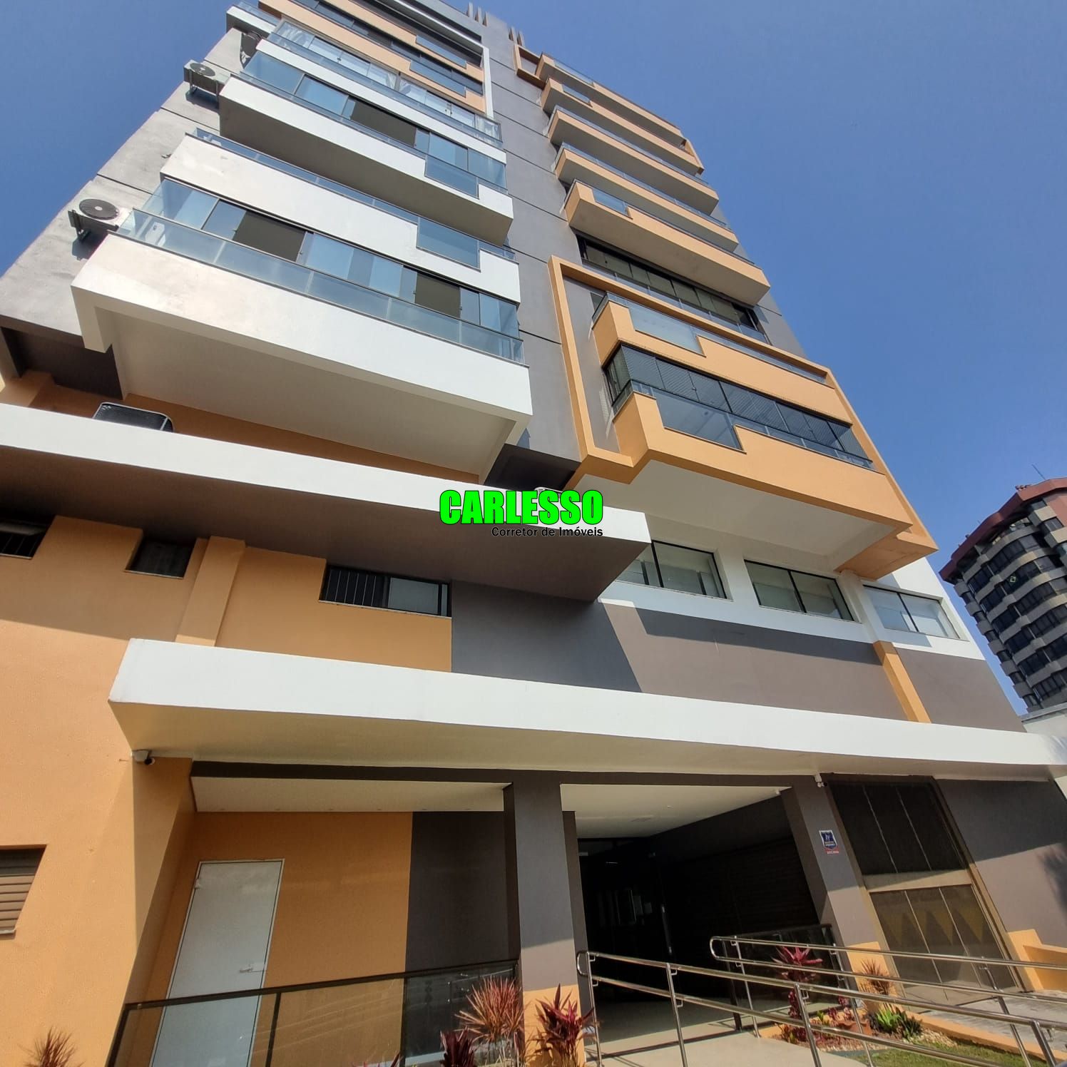 Apartamento  venda  no Nossa Senhora Medianeira - Santa Maria, RS. Imveis