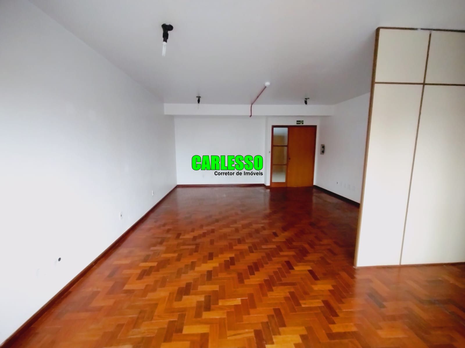 Conjunto Comercial-Sala à venda e aluguel com 1 quarto, 39m² - Foto 13