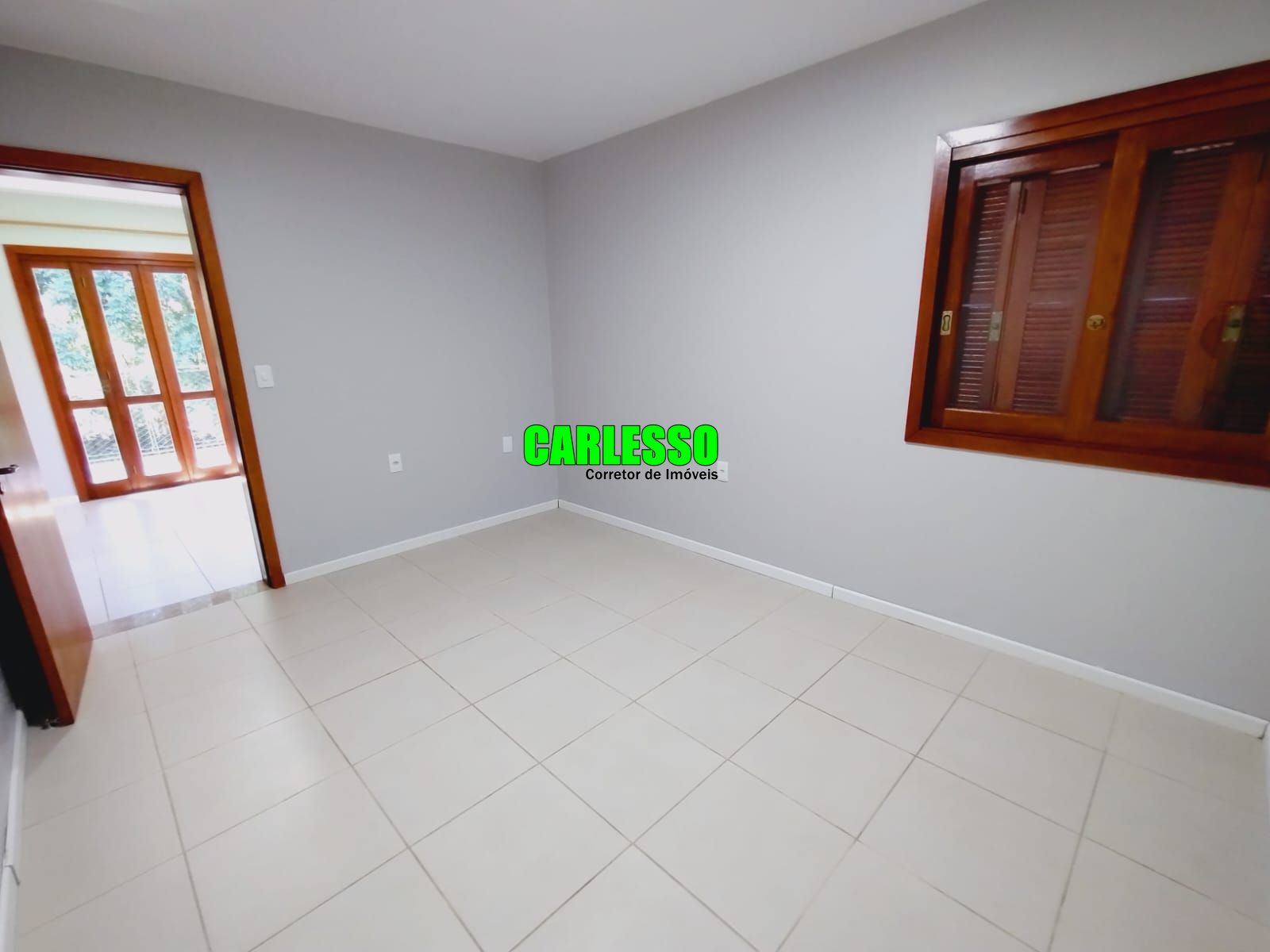 Casa à venda com 2 quartos, 48m² - Foto 14