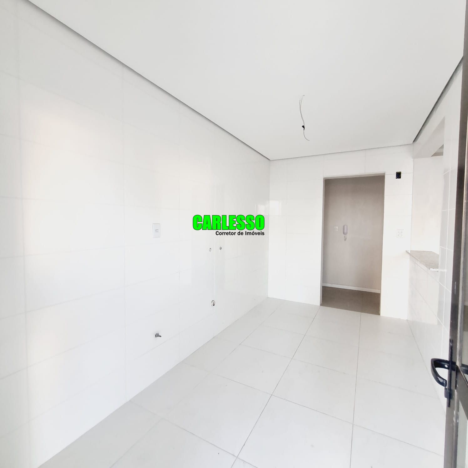 Apartamento à venda com 2 quartos, 125m² - Foto 4