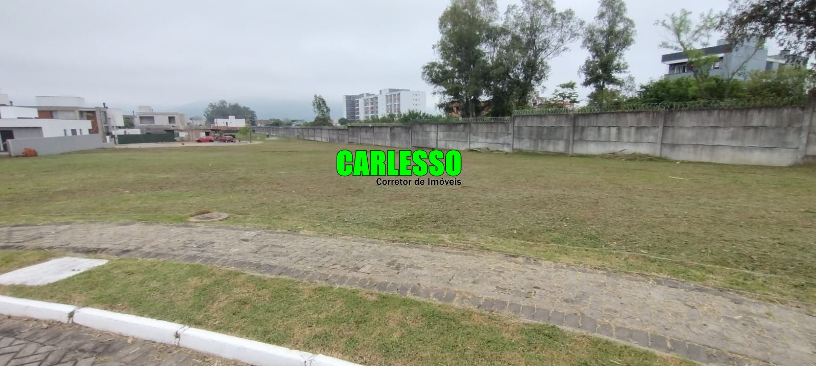 Terreno/Lote à venda  no Camobi - Santa Maria, RS. Imóveis
