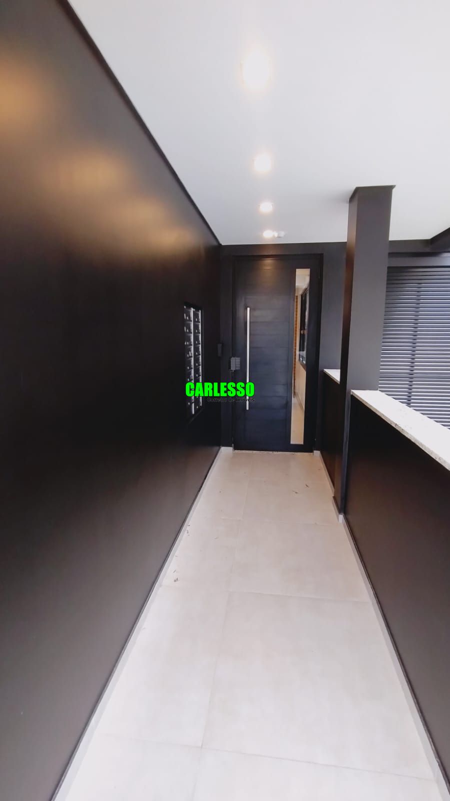 Apartamento à venda com 2 quartos, 66m² - Foto 2