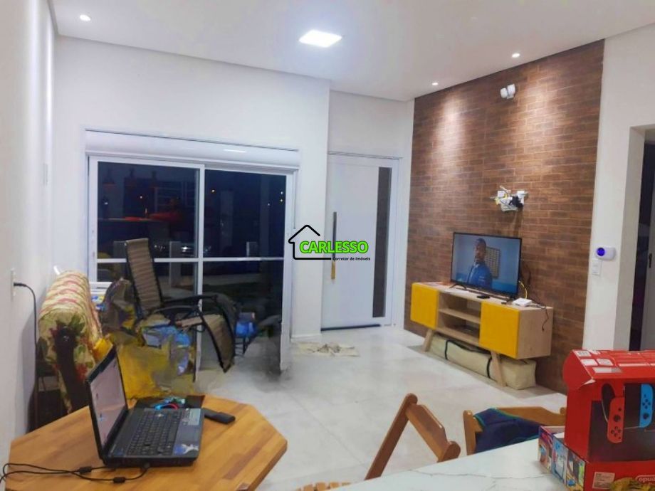 Casa à venda com 3 quartos, 130m² - Foto 2
