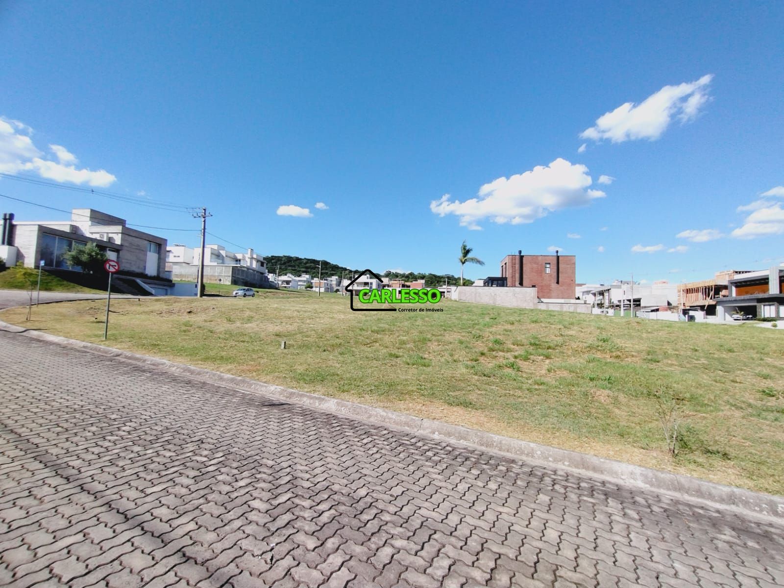 Terreno/Lote à venda  no Tomazetti - Santa Maria, RS. Imóveis