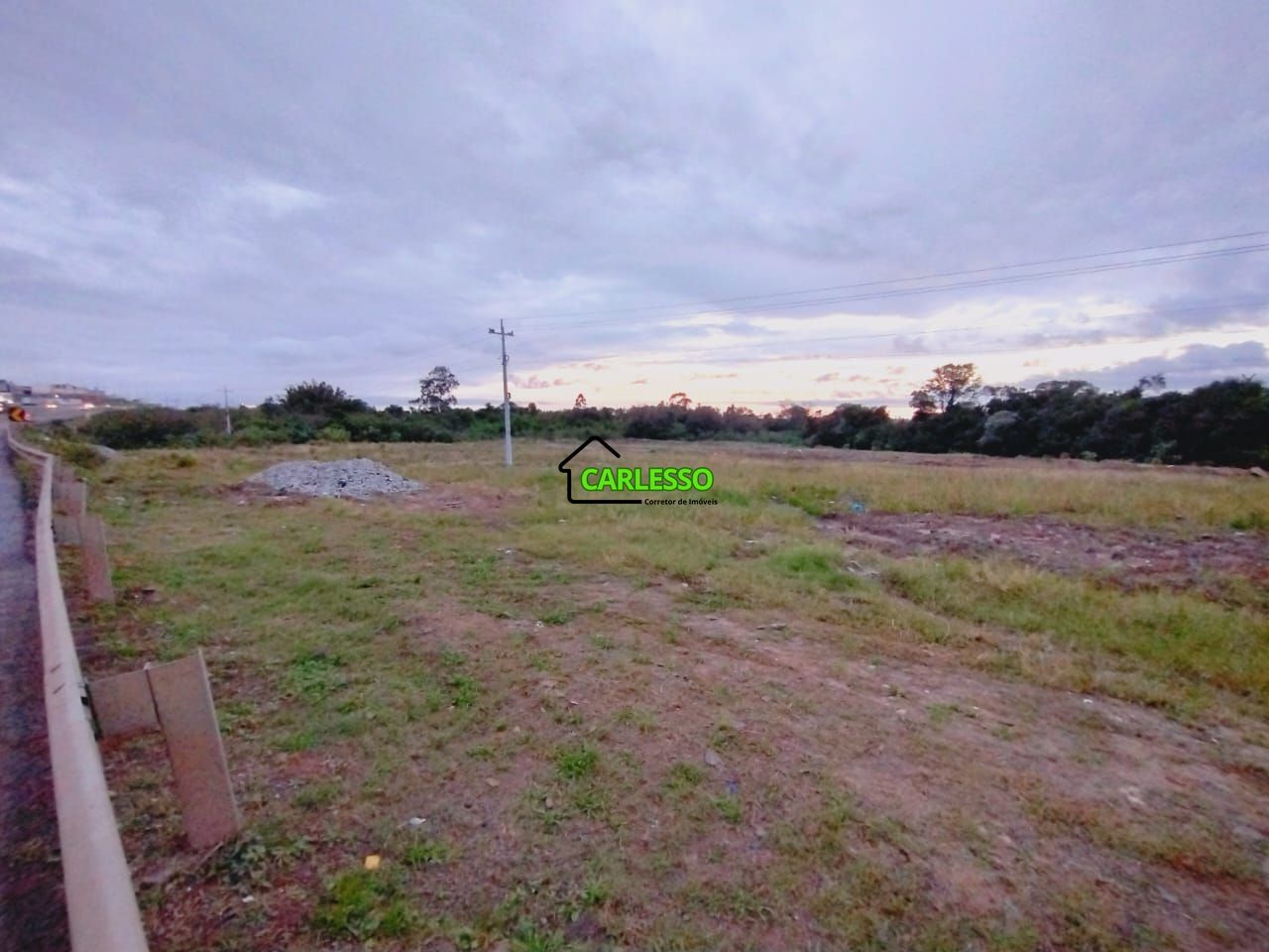 Terreno comercial à venda  no Renascença - Santa Maria, RS. Imóveis