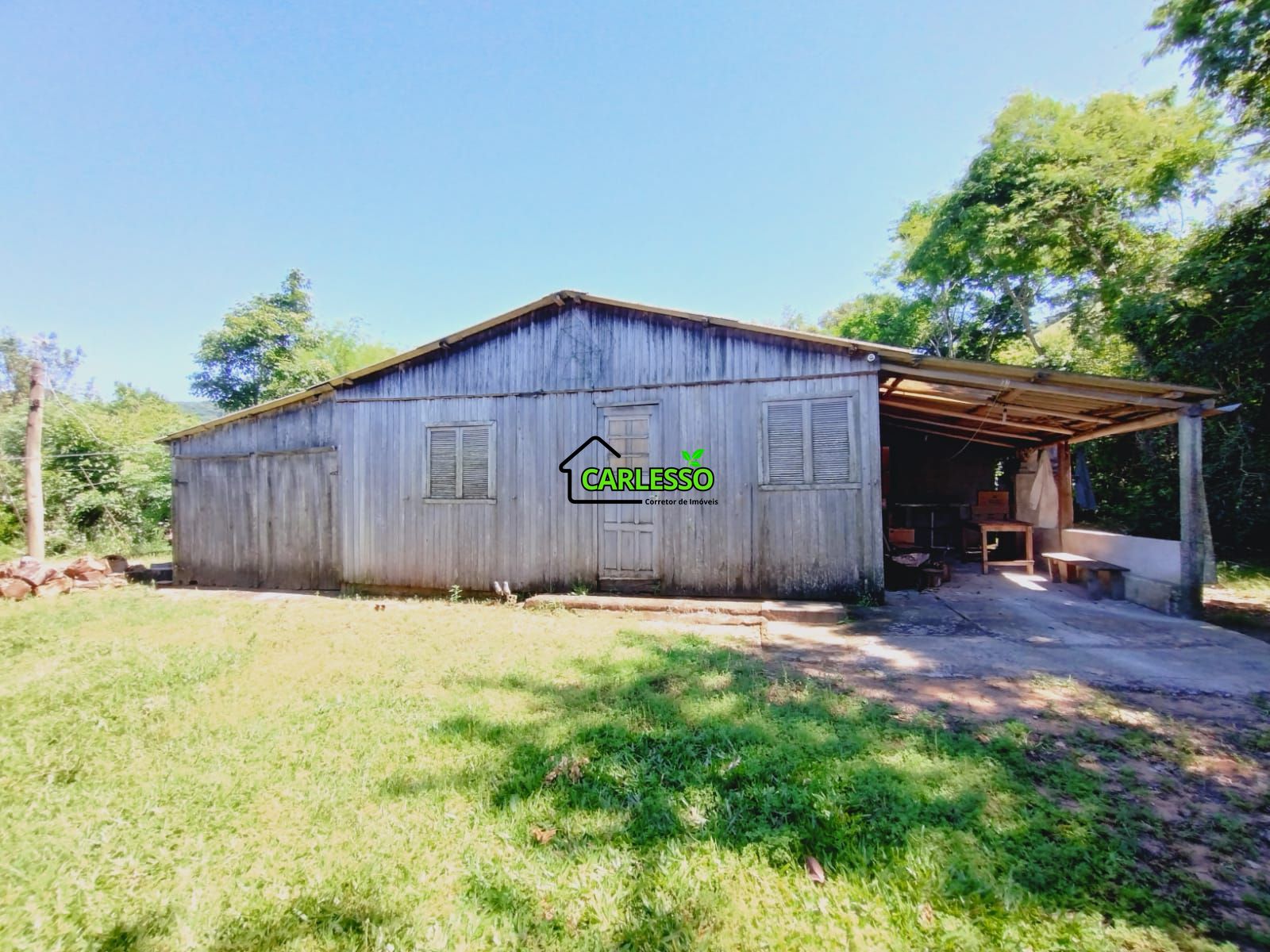 Fazenda/sítio/chácara/haras com 2 Dormitórios à venda, 100 m² por R$ 215.000,00 Fazenda/sítio/chácara/haras com 2 Dormitórios à venda, 100 m² por R$ 215.000,00