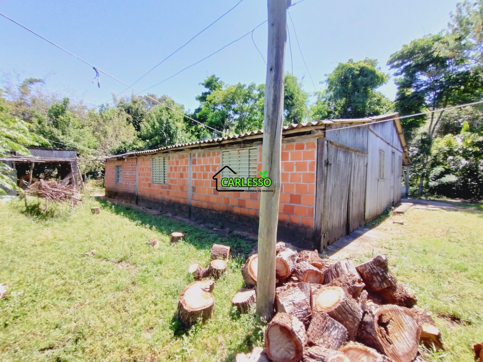 Fazenda/sítio/chácara/haras com 2 Dormitórios à venda, 100 m² por R$ 215.000,00 Fazenda/sítio/chácara/haras com 2 Dormitórios à venda, 100 m² por R$ 215.000,00