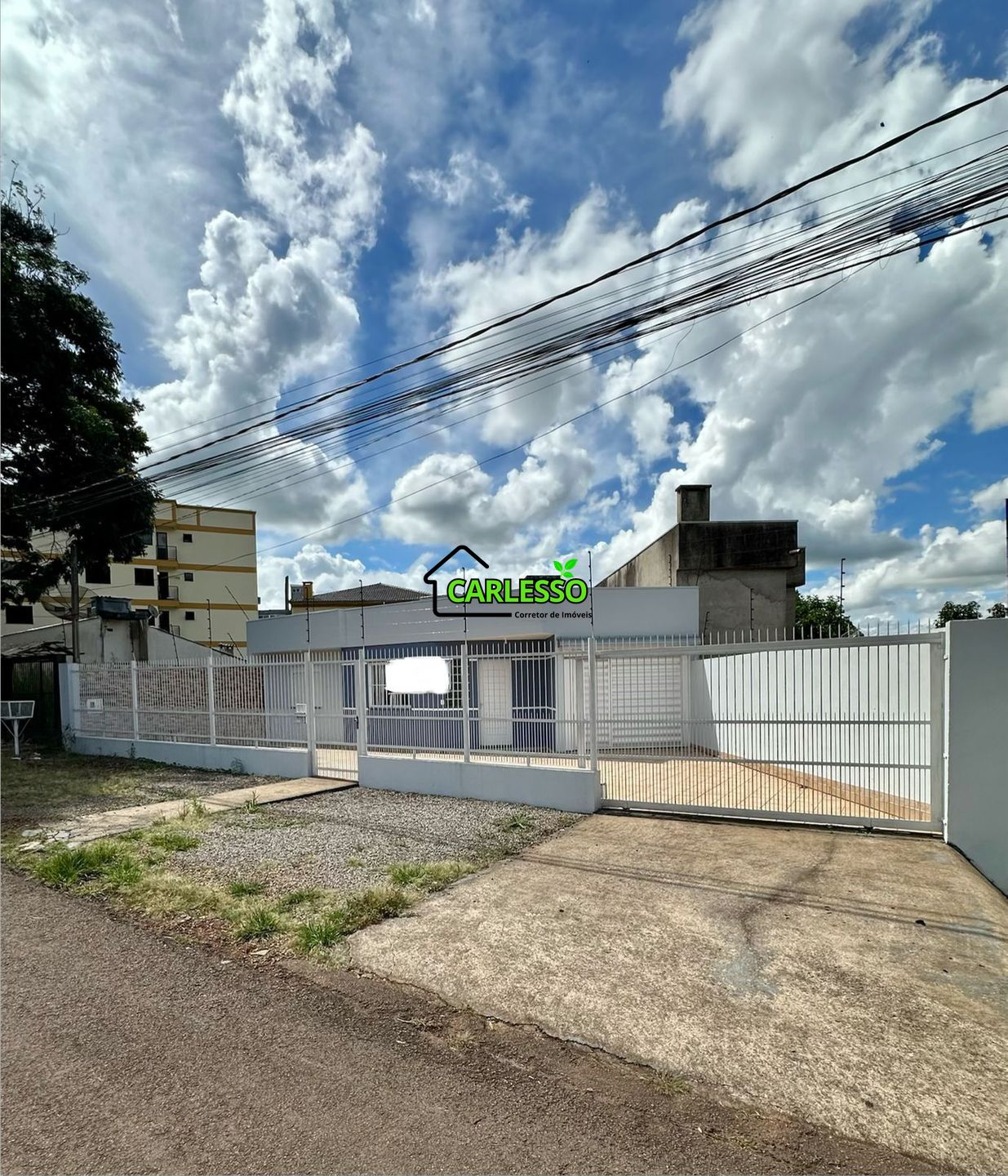 Casa de 2 dormitórios ao lado da UPF