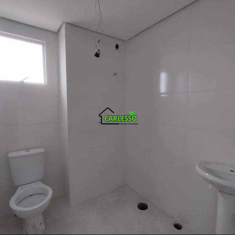 Apartamento próximo a UFSM com 2 dormitórios financiável