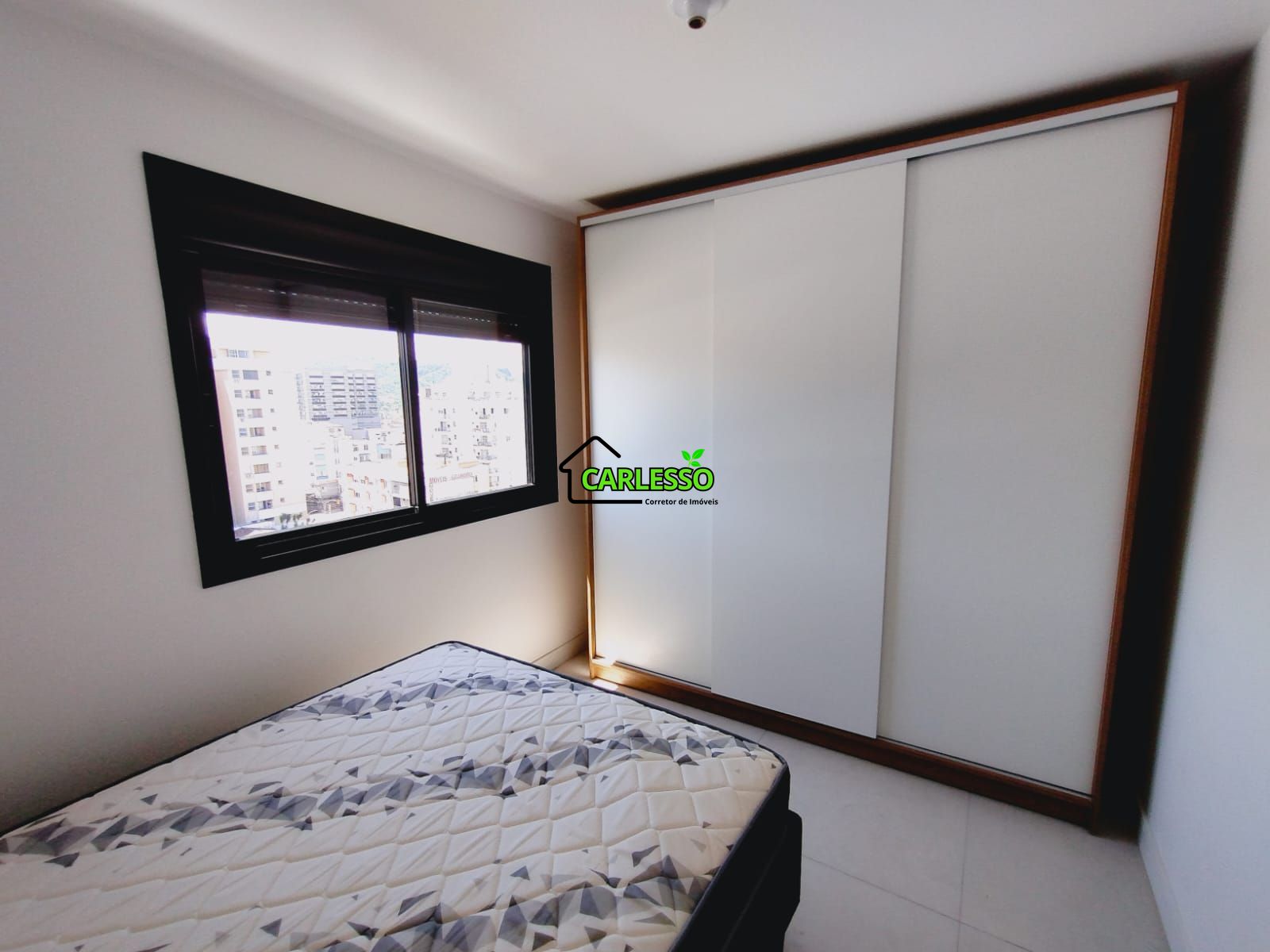 Apartamento 2 dormitórios no centro