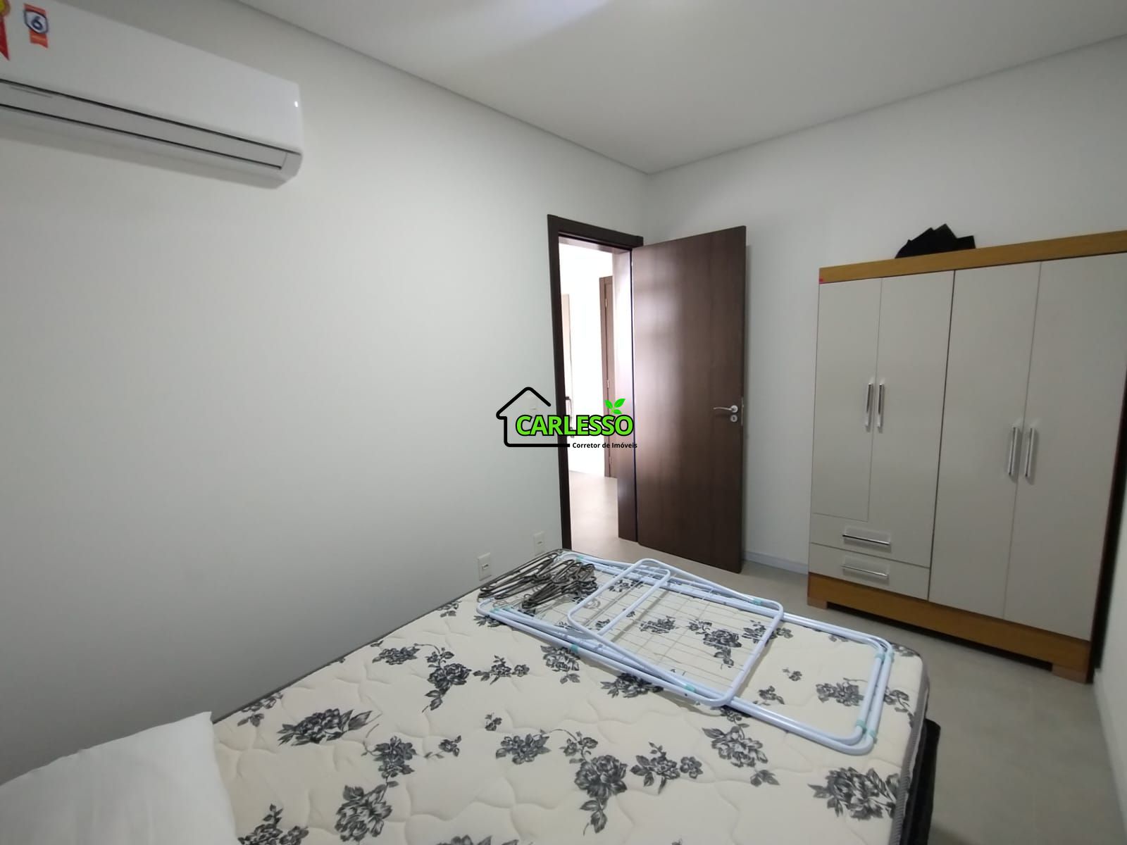Apartamento mobiliado