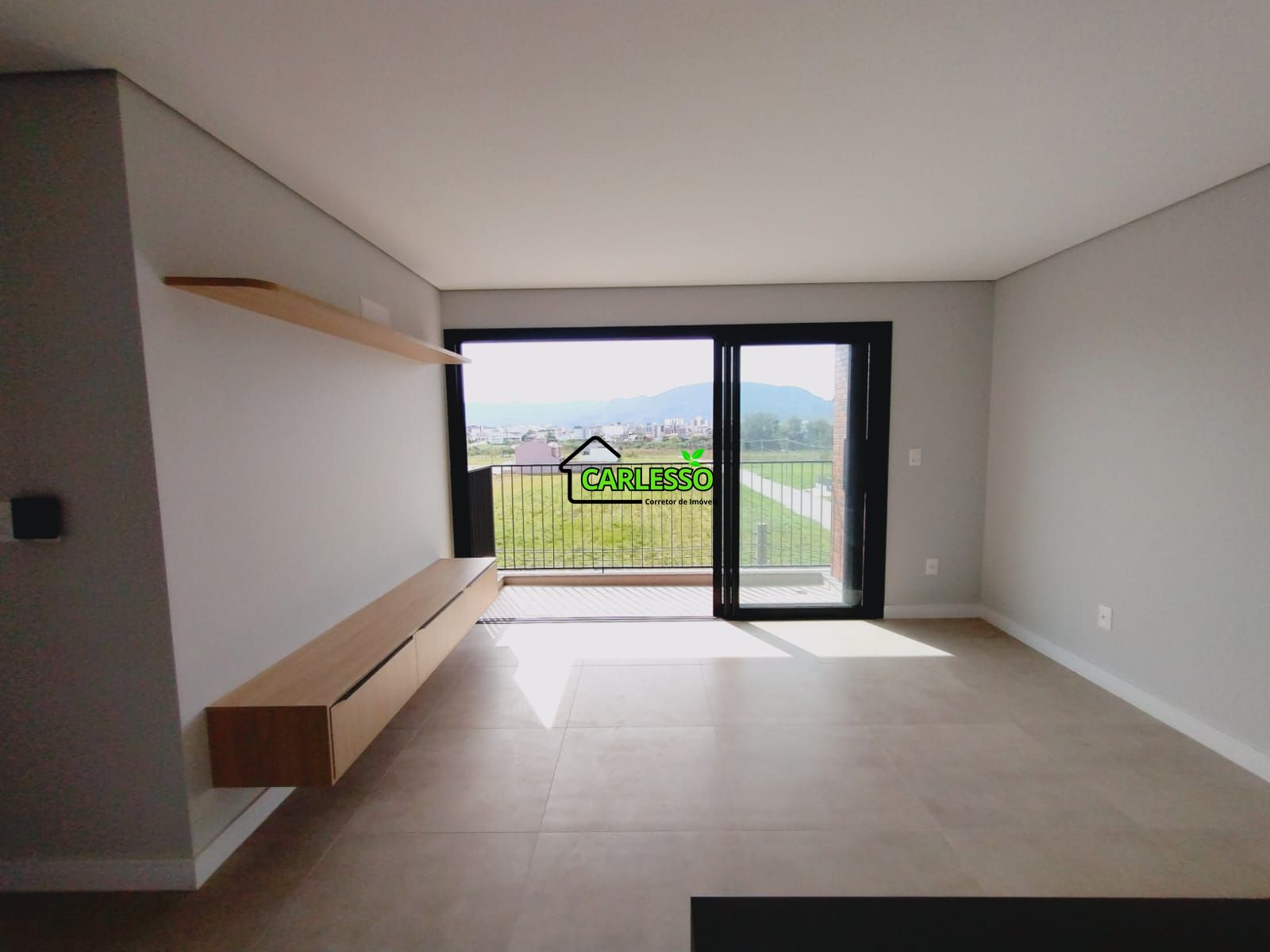 Apartamento de 2 dormitórios em Camobi