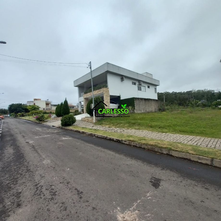 Terreno em condomínio