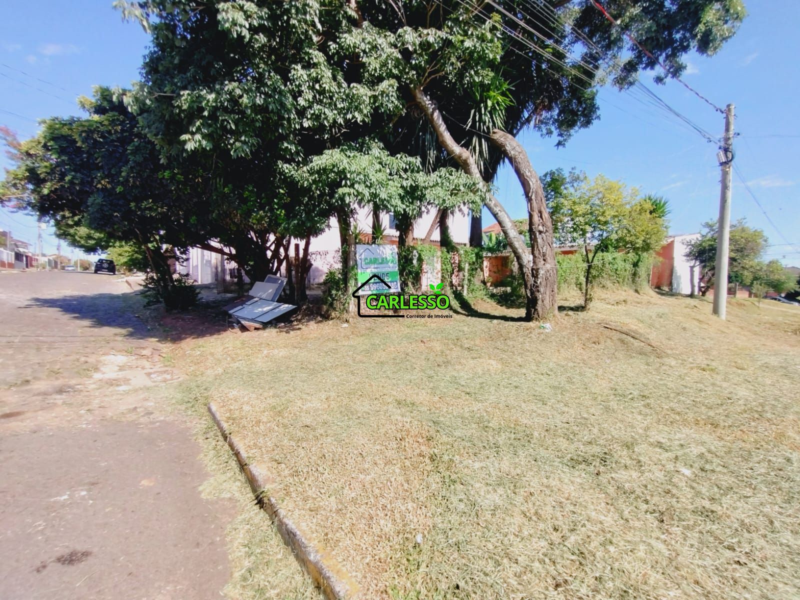 Terreno/Lote à venda  no Residencial Lopes - Santa Maria, RS. Imóveis