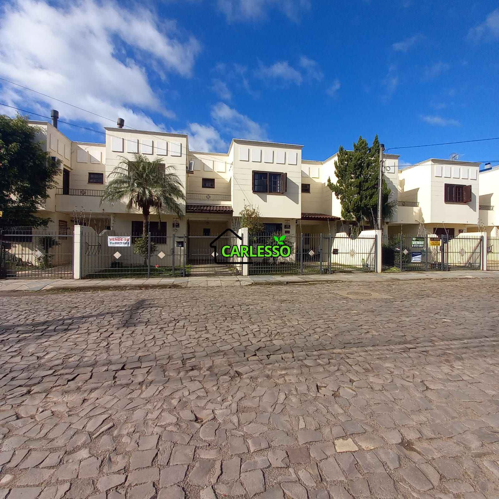 Casa de 3 dormitórios com suíte em Camobi