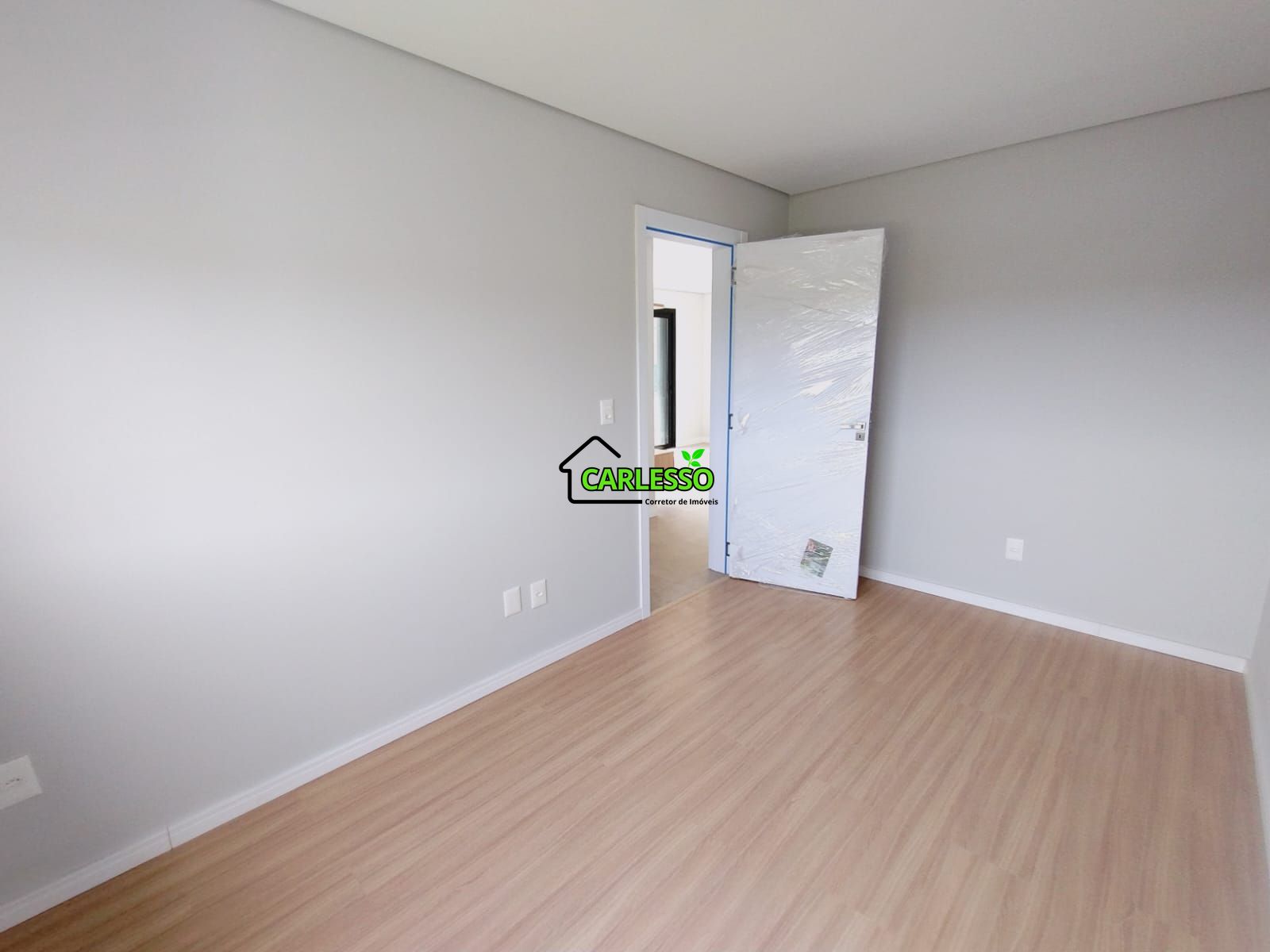 Apartamento de 2 dormitórios em Camobi