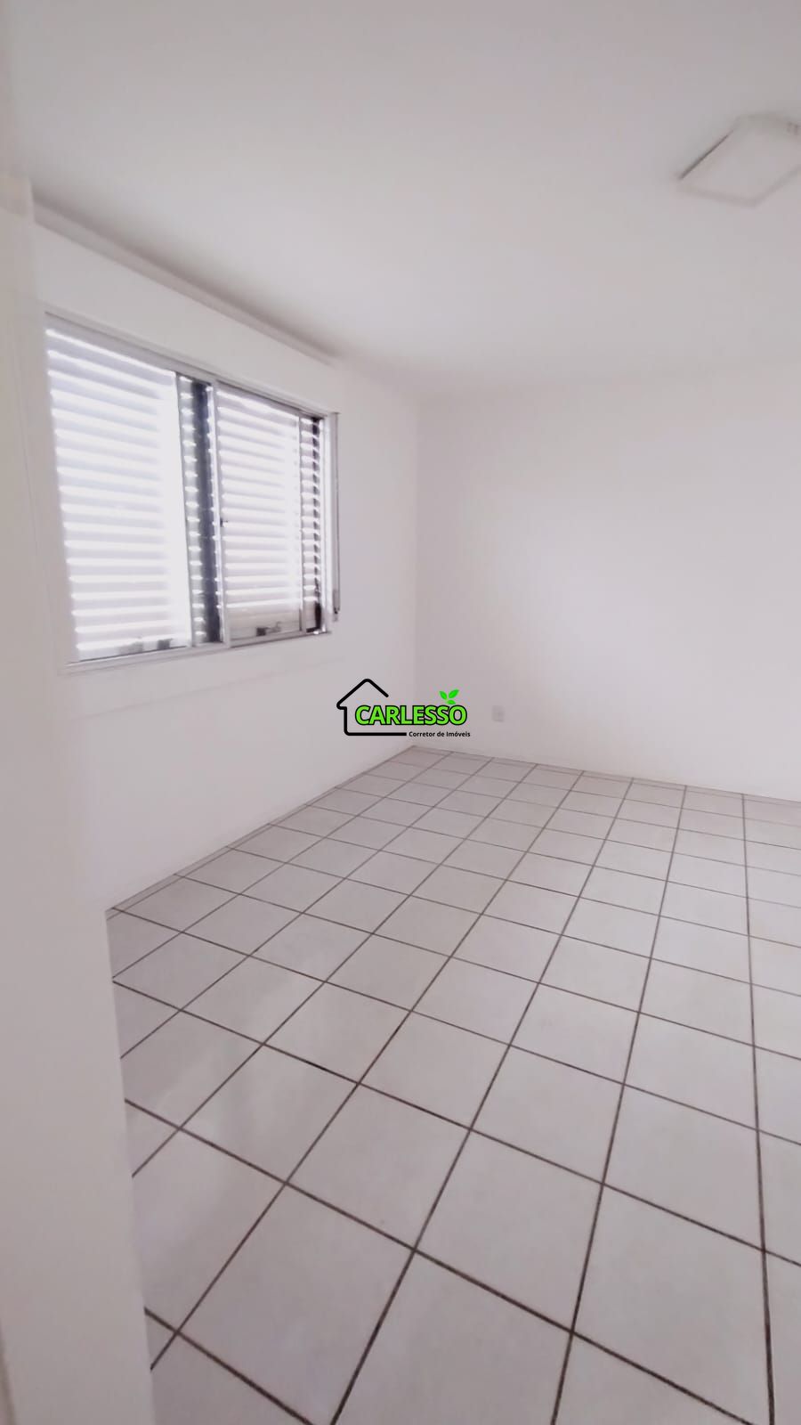 Apartamento com 2 Dormitórios à venda, 98 m² por R$ 255.000,00 Apartamento com 2 Dormitórios à venda, 98 m² por R$ 255.000,00