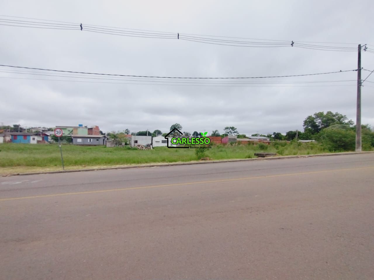 Terreno/Lote à venda  no Camobi - Santa Maria, RS. Imóveis