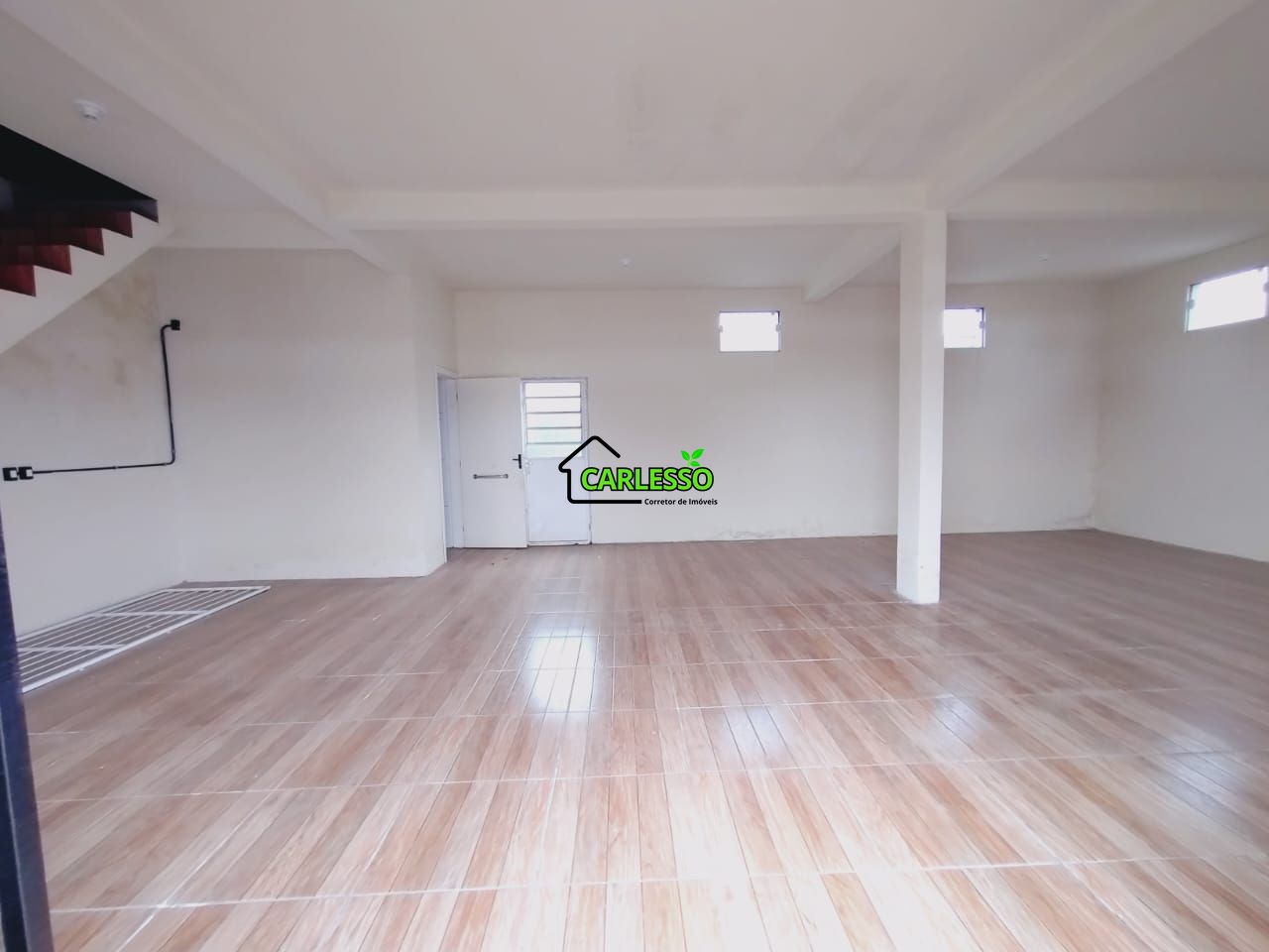 Ponto comercial com 1 Dormitórios à venda, 76 m² por R$ 270.000,00 Ponto comercial com 1 Dormitórios à venda, 76 m² por R$ 270.000,00