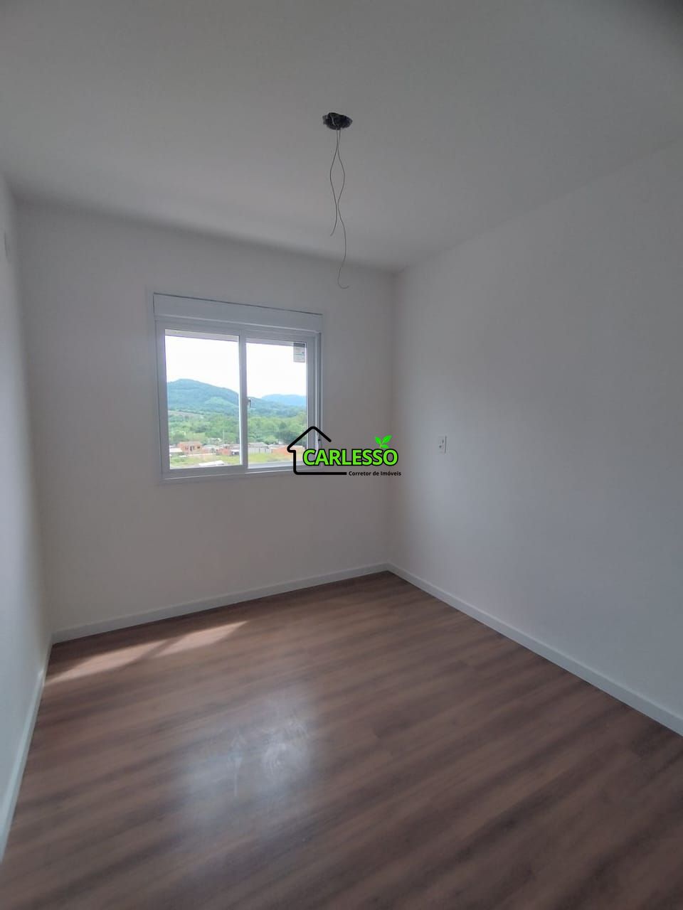 Apartamento próximo a UFSM com 2 dormitórios financiável