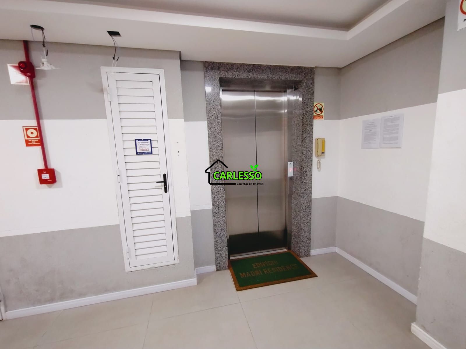 Apartamento mobiliado