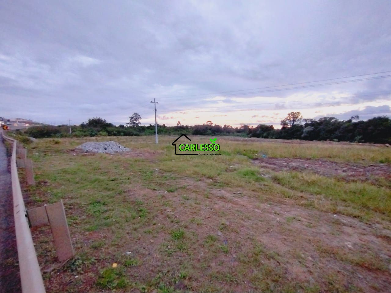 Terreno comercial à venda  no Renascença - Santa Maria, RS. Imóveis