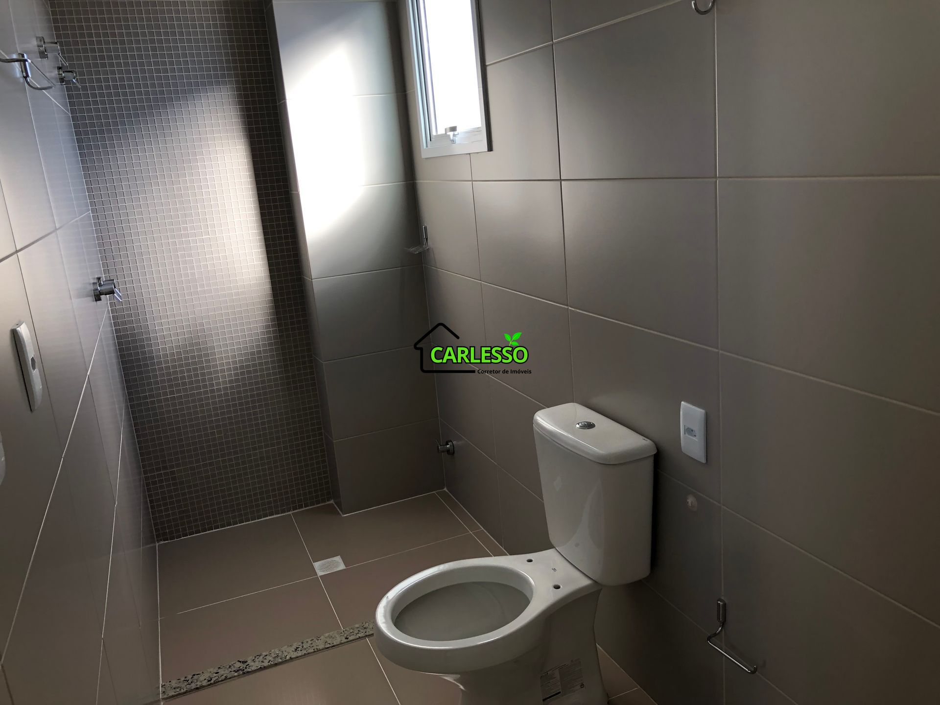 Apartamento com 2 Dormitórios à venda, 80 m² por R$ 595.000,00 Apartamento com 2 Dormitórios à venda, 80 m² por R$ 595.000,00