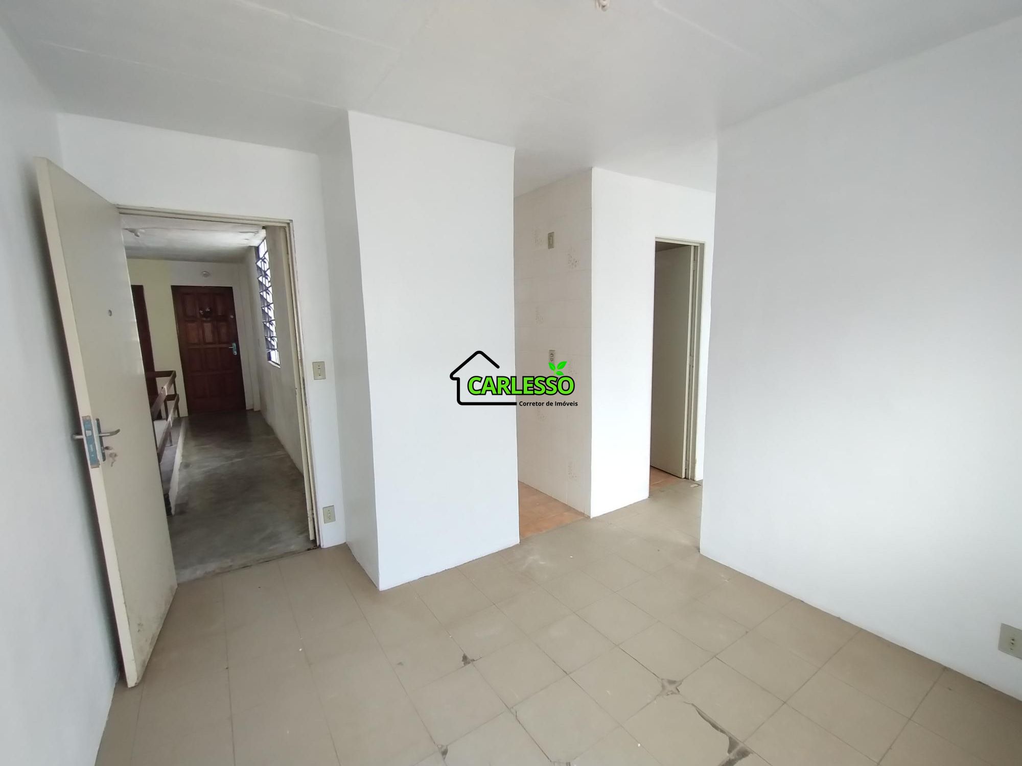 Apartamento com 2 Dormitórios à venda, 38 m² por R$ 120.000,00 Apartamento com 2 Dormitórios à venda, 38 m² por R$ 120.000,00