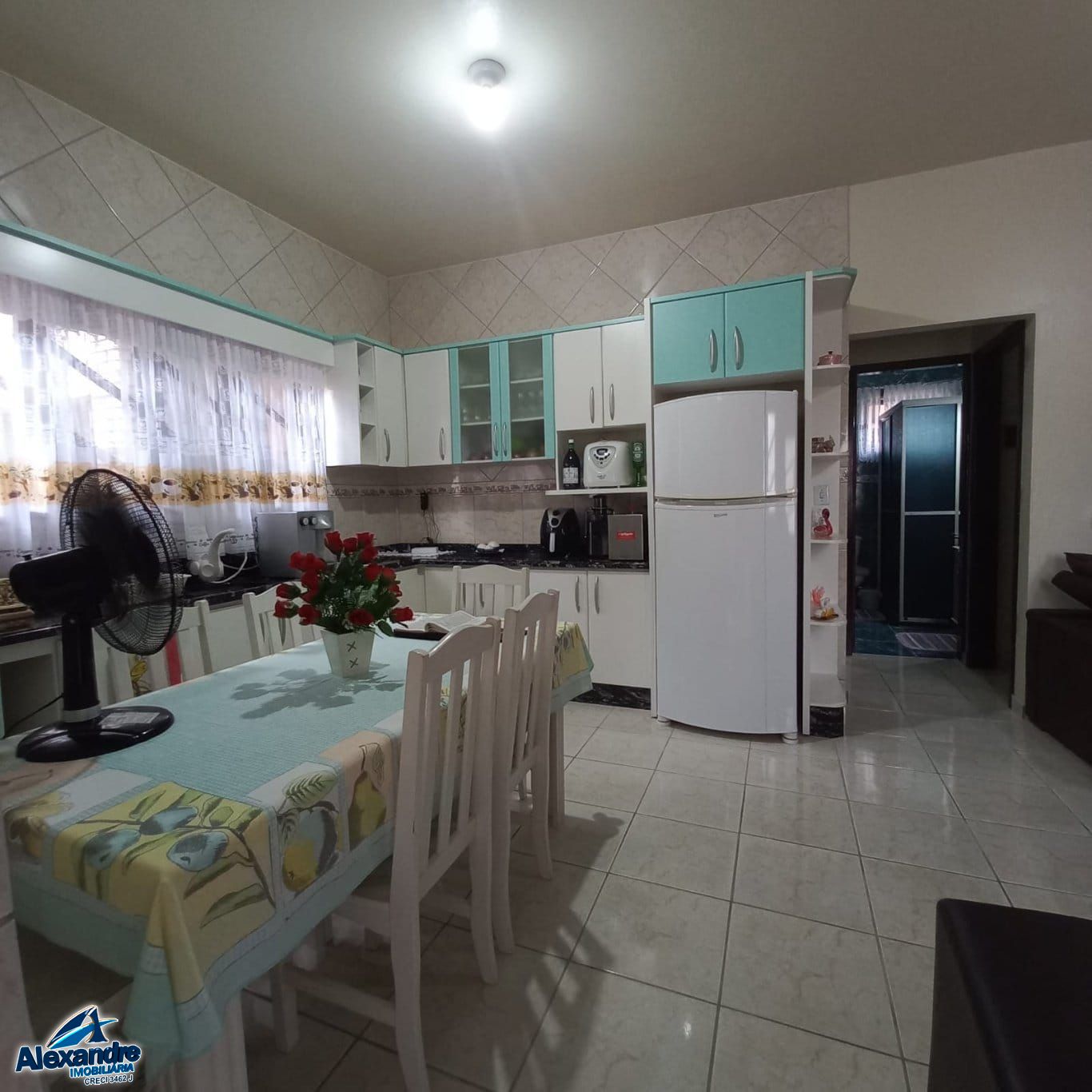 Casa à venda com 4 quartos, 340m² - Foto 7