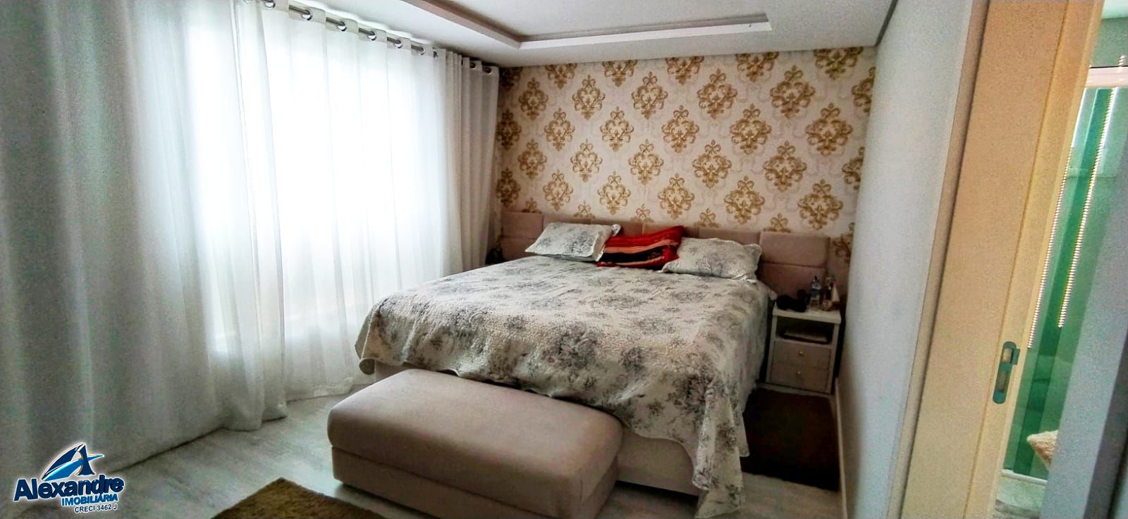 Apartamento à venda com 3 quartos, 206m² - Foto 9
