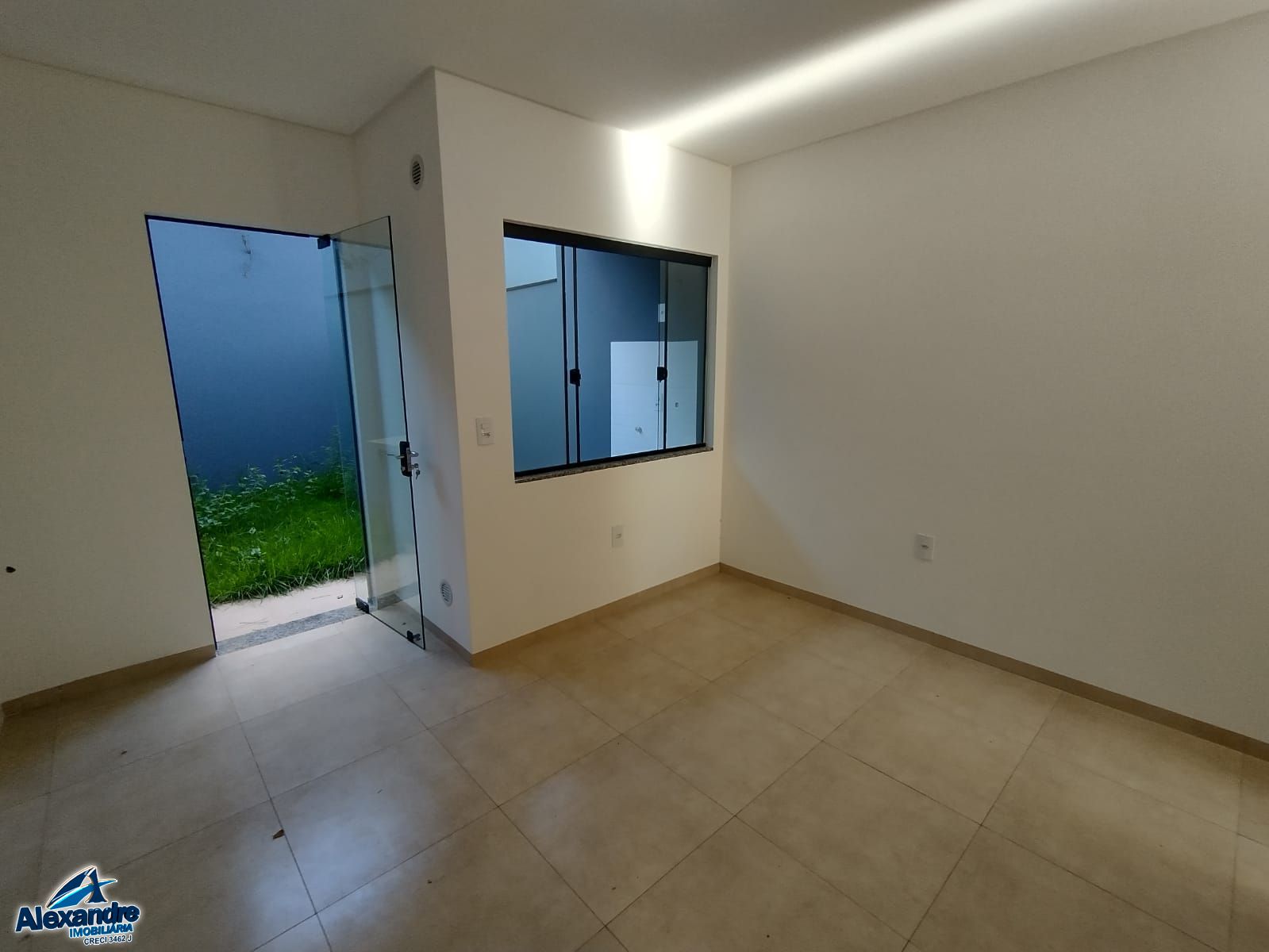 Casa à venda com 2 quartos, 82m² - Foto 7