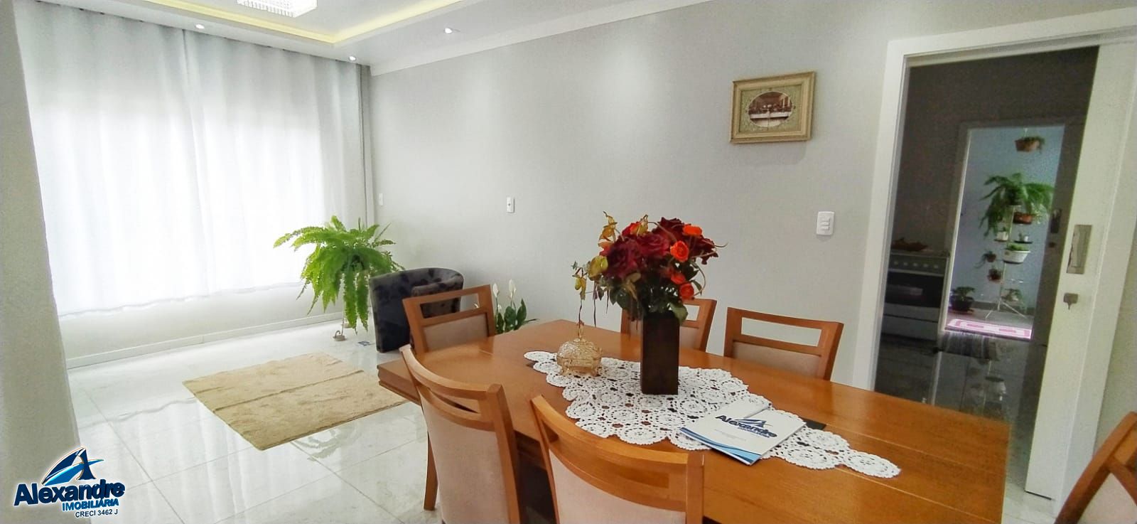 Casa à venda com 3 quartos, 198m² - Foto 6