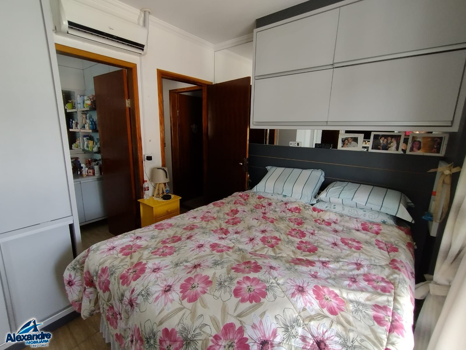 Casa à venda com 3 quartos, 160m² - Foto 8
