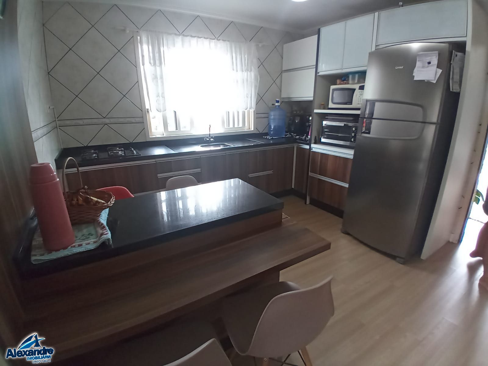 Casa à venda com 3 quartos, 115m² - Foto 4