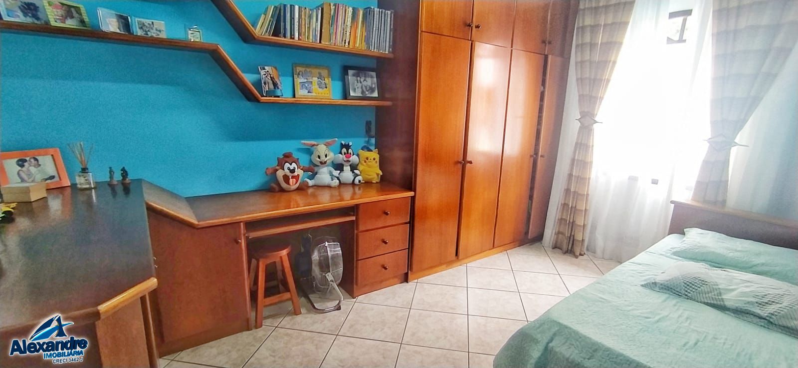 Casa à venda com 4 quartos, 300m² - Foto 16